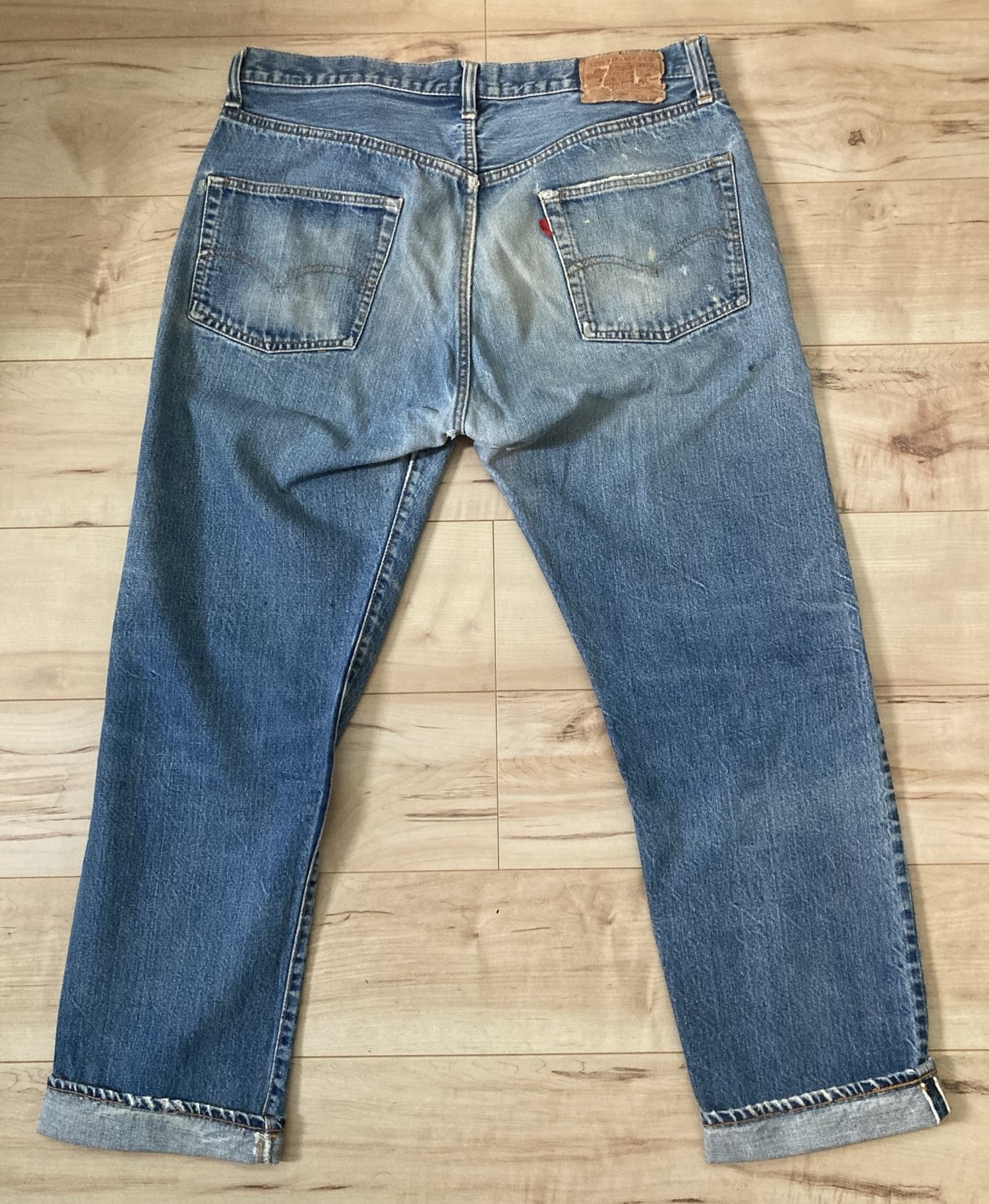 Levi's 66前期 ヴィンテージ501 色落ち 背面